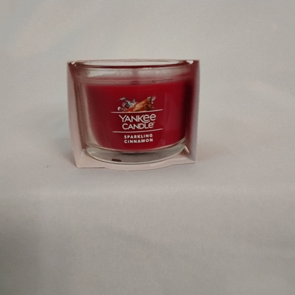 Yankee Candle Mini Singles Sold as PAIR - Picture 3 of 7